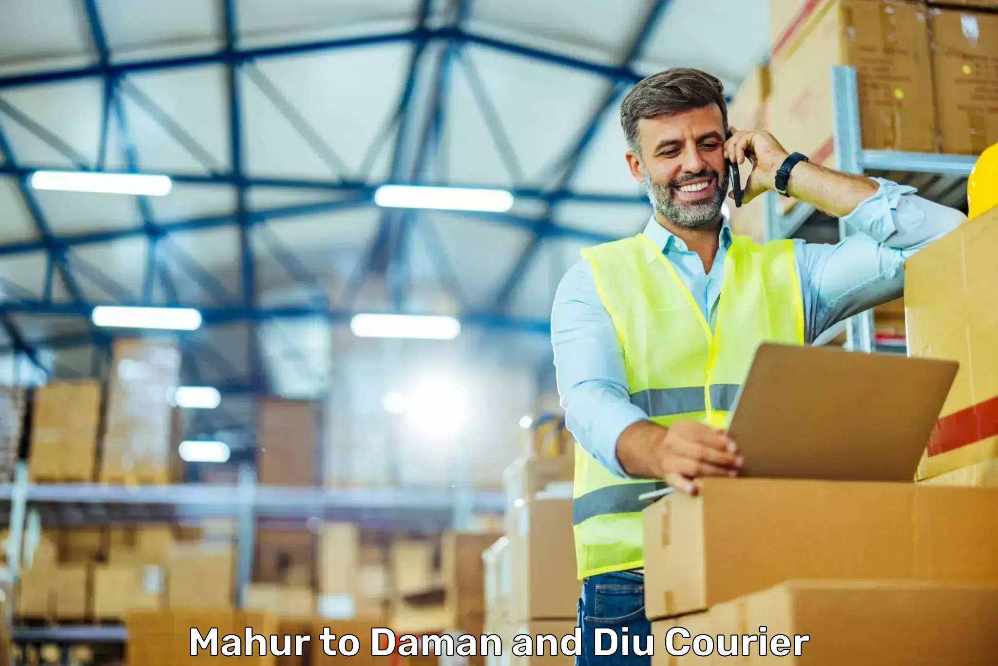 Efficient freight service Mahur to Daman and Diu